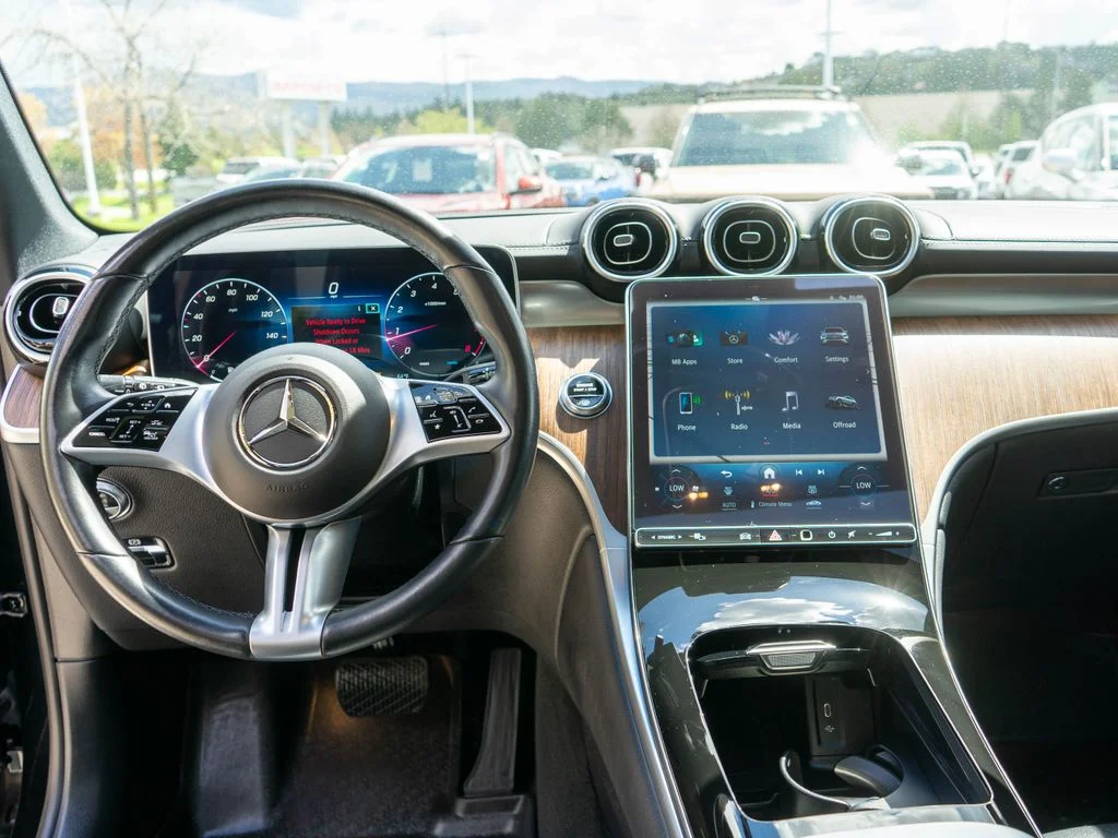 Used 2023 Black Mercedes-Benz GLC 300 image 14