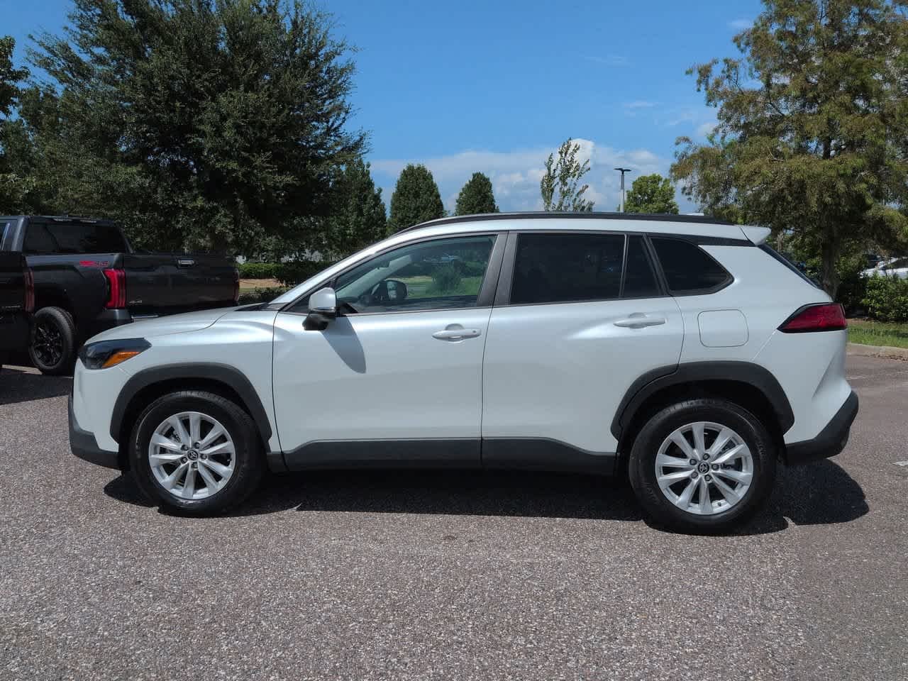 Certified Used 2023 Wind Chill Pearl Toyota LE image 3