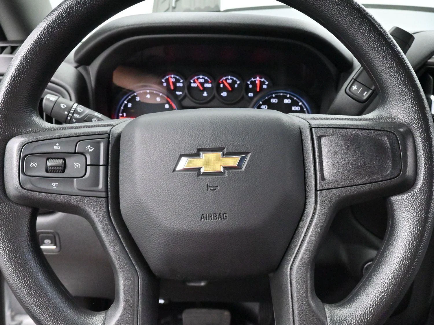 Used 2025 Summit White Chevrolet WT image 38