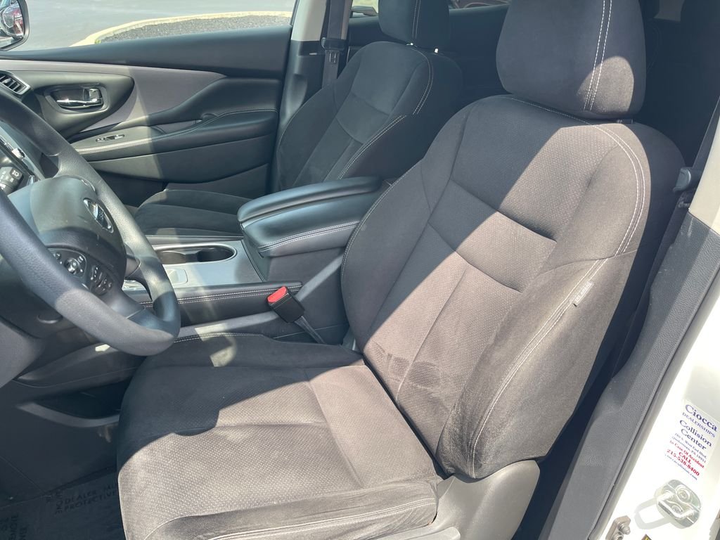 Used 2020 White Nissan S image 13