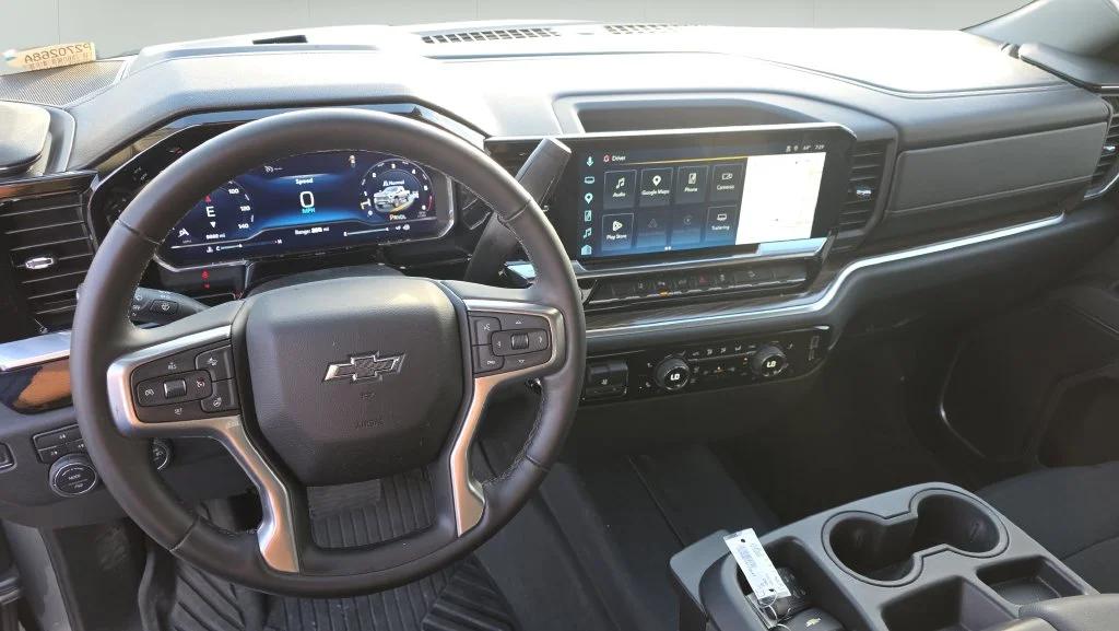 Used 2025 Gray Chevrolet LT image 15