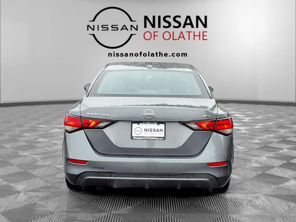 Used 2024 Gray Nissan SV image 26