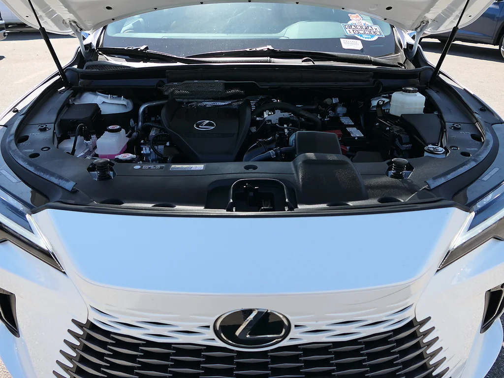 Used 2024 Eminent White Pearl Lexus Premium image 29