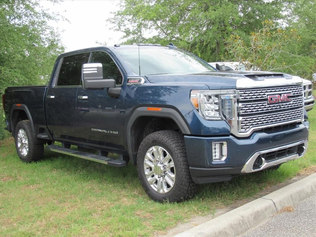 2020 GMC Sierra 4WD Crew Cab Standard Box Denali's photo