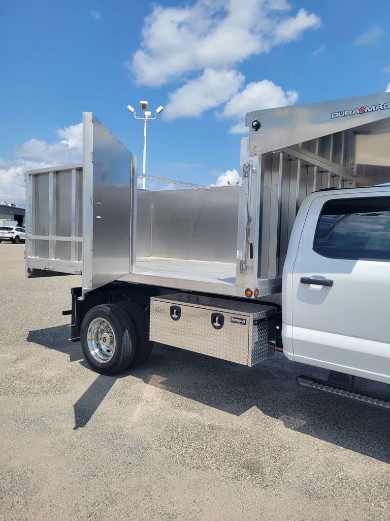 New 2026 Oxford White Ford F-450® XL image 5