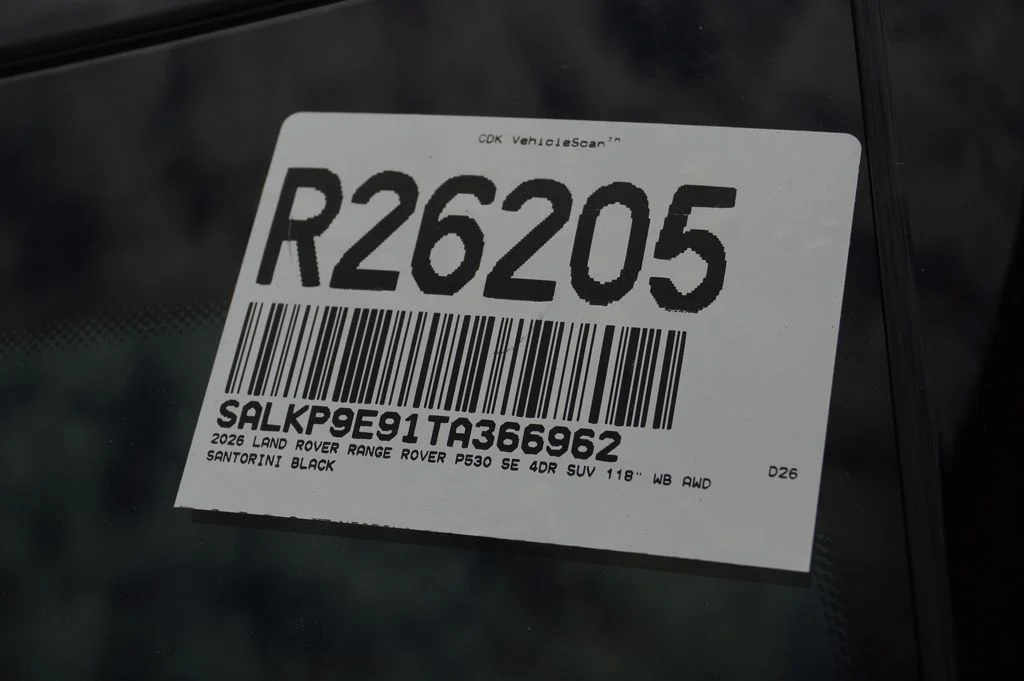 New 2026 Santorini Black Land Rover SE image 37