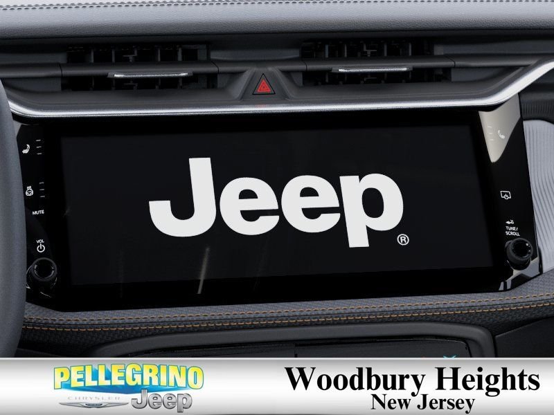New 2026 Hydro Blue Pearl-Coat Exterior Paint Jeep Limited image 18