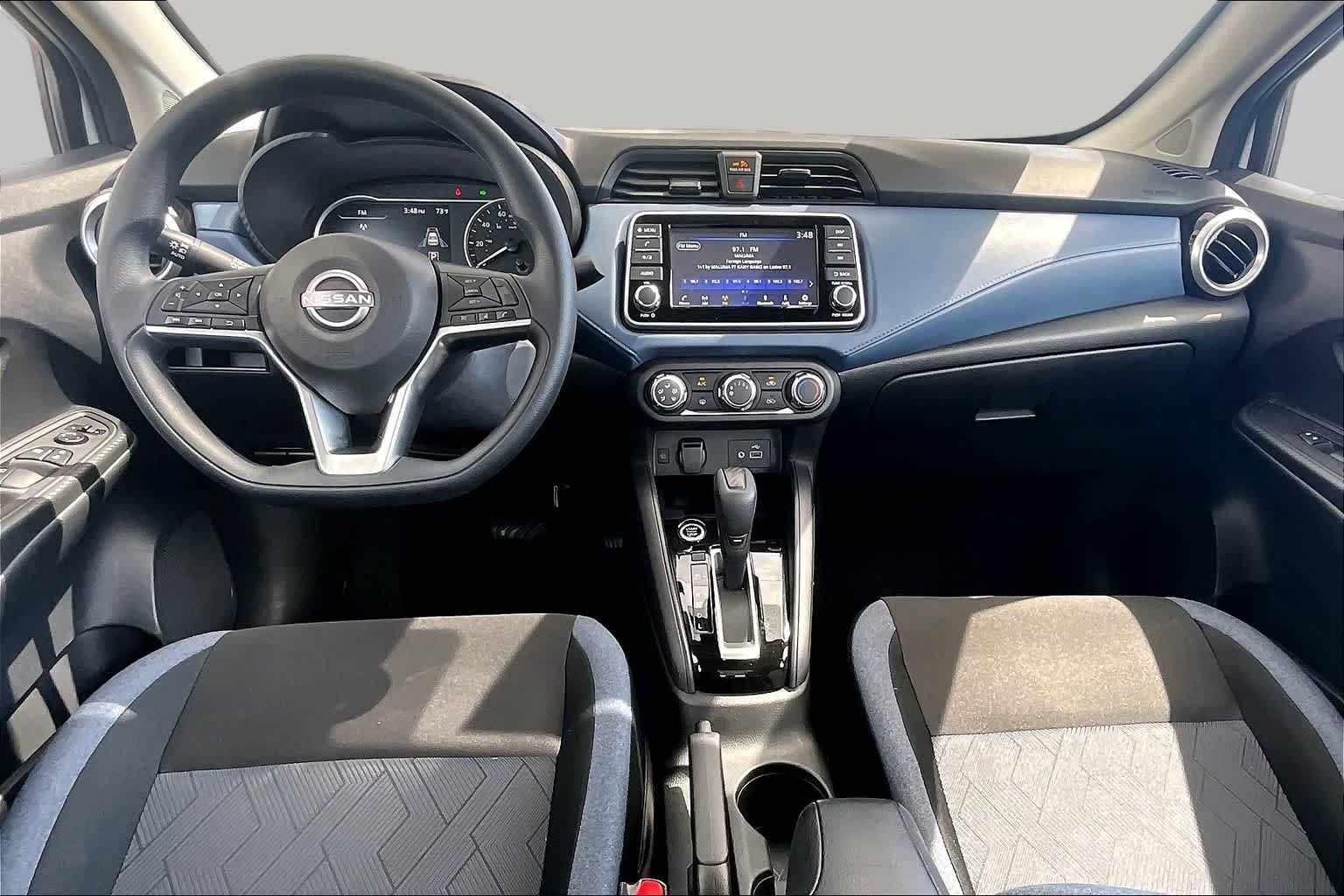 2025 Nissan Versa Sedan SV - Photo 15