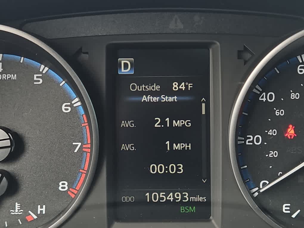 Used 2018 Magnetic Gray Metallic Toyota XLE image 18
