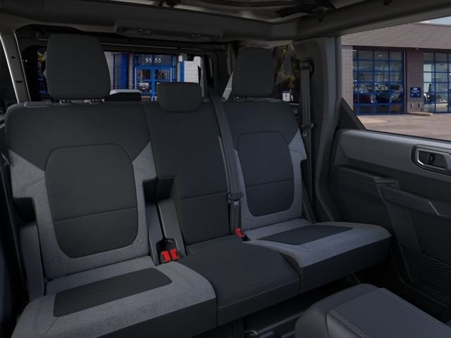 2025 Ford Bronco 4-Door Base - Photo 11