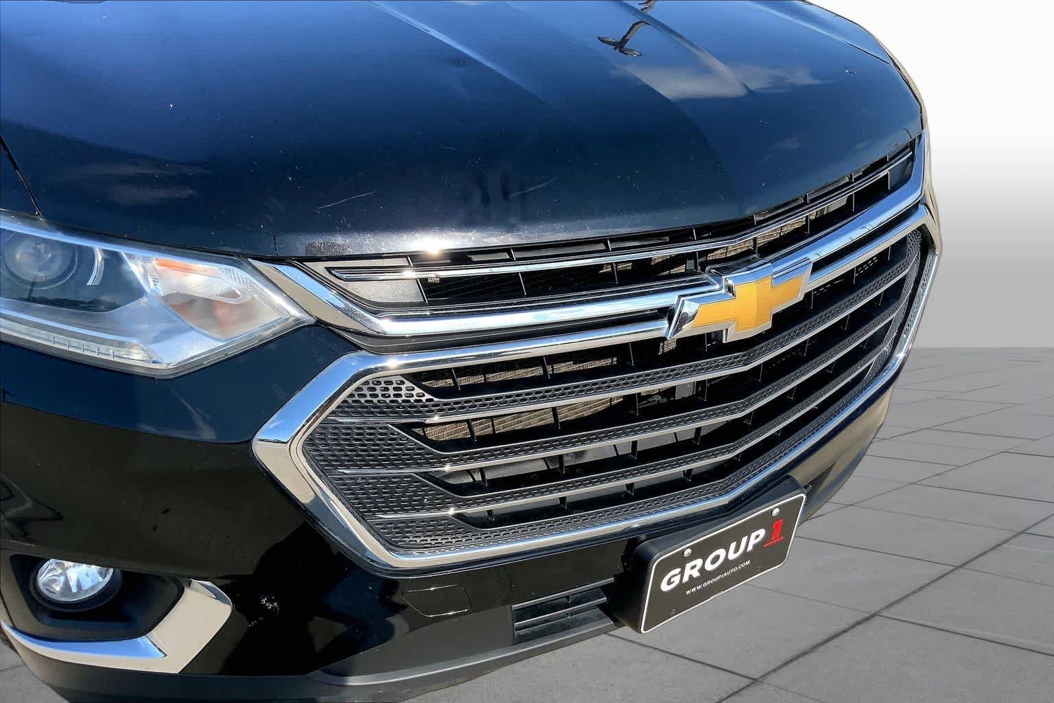 Used 2021 Mosaic Black Metallic Chevrolet LT Cloth image 29