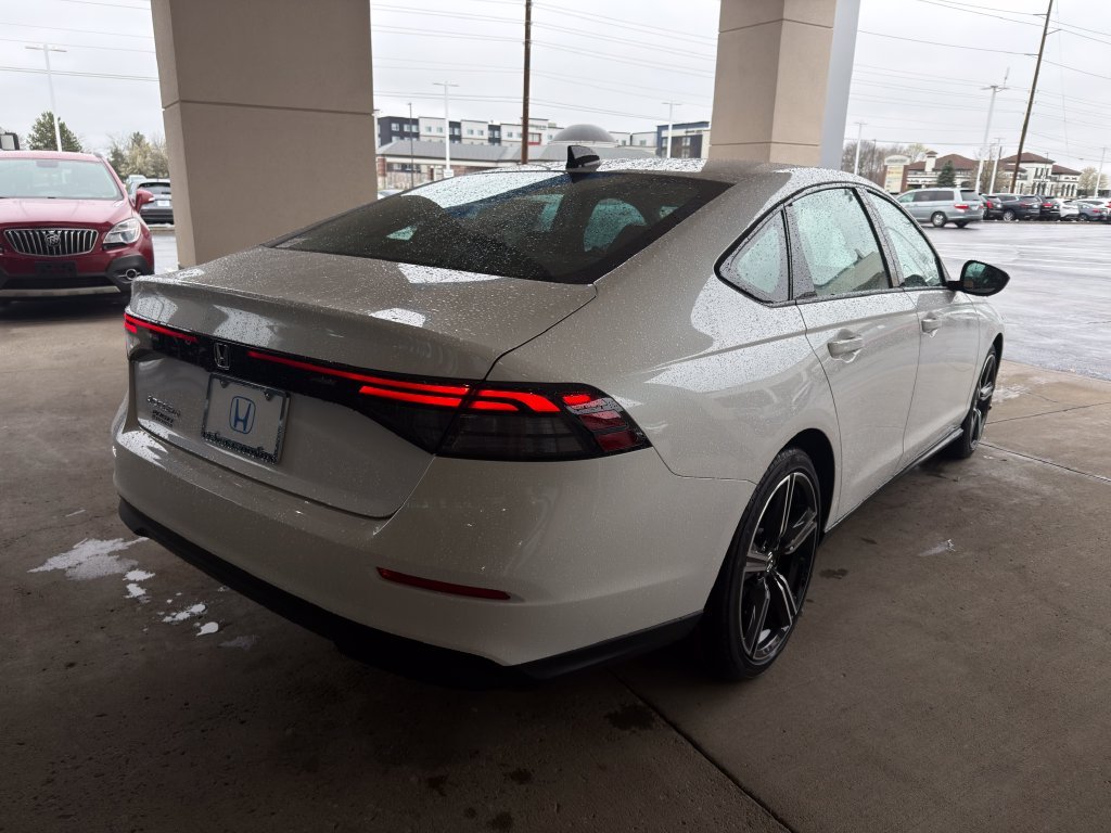 New 2026 Platinum White Pearl Honda SE image 5