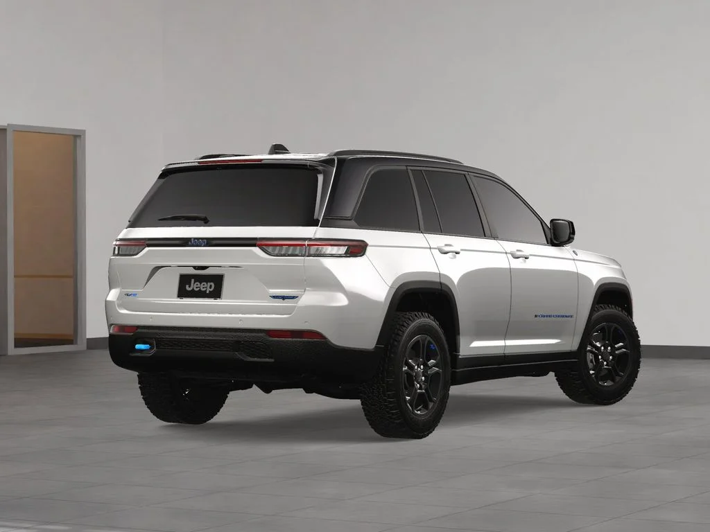 New 2024 Bright White Clearcoat Jeep Trailhawk 4xe image 5