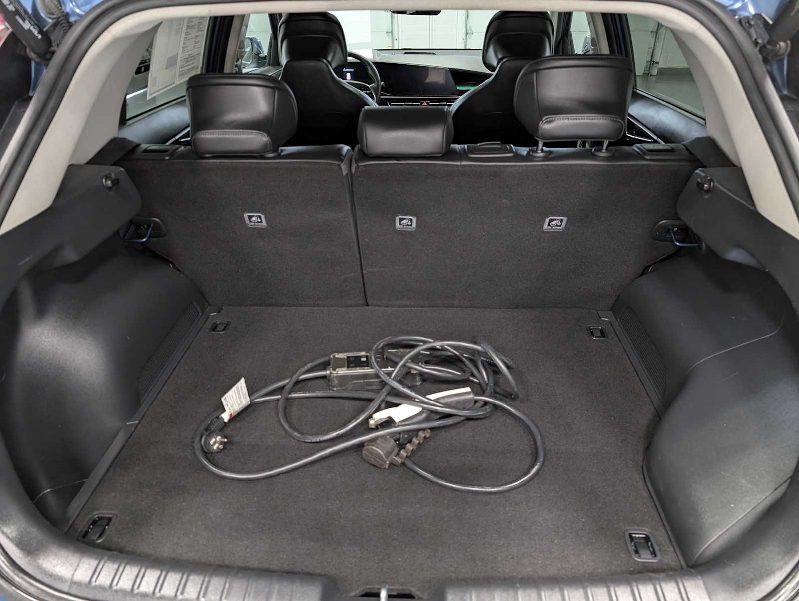 Used 2023 Mineral Blue Kia SX Touring image 45