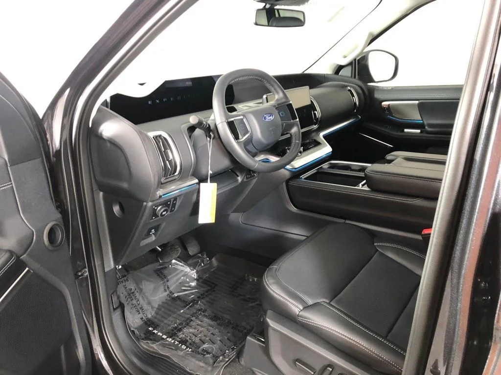 New 2026 Dark Matter Gray Metallic Ford Platinum® image 7