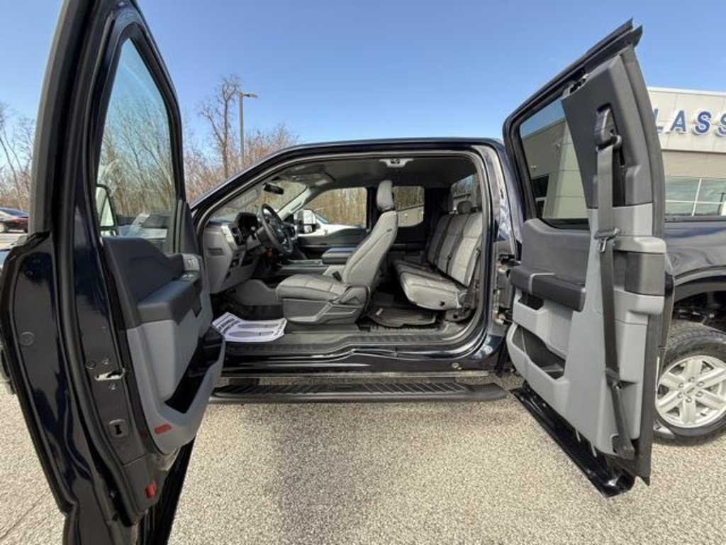 2022 Ford F-150 XL - Photo 17