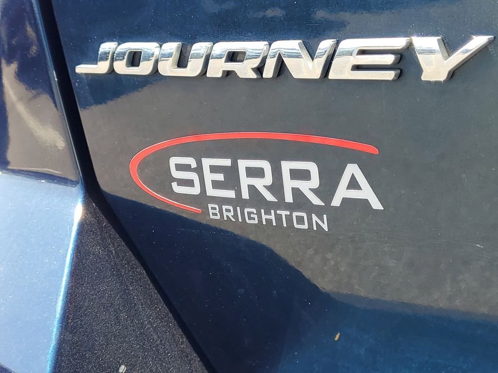 Used 2014 Blue Pearl Dodge SXT image 28