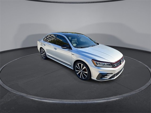 2018 Volkswagen Passat 3.6L V6 GT photo 2