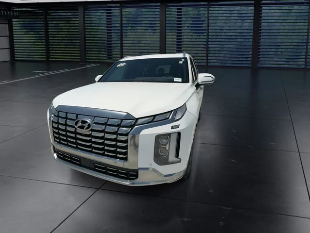 Used 2024 White Hyundai Calligraphy image 3