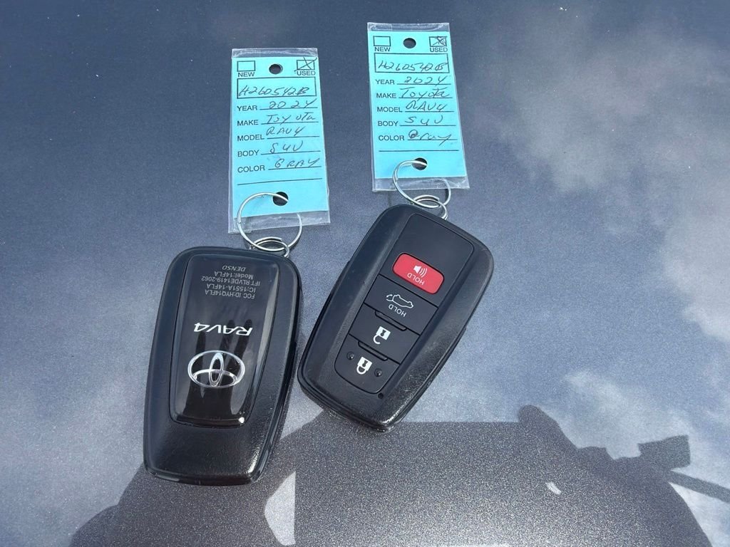 Used 2024 Gray Toyota XLE Premium image 15