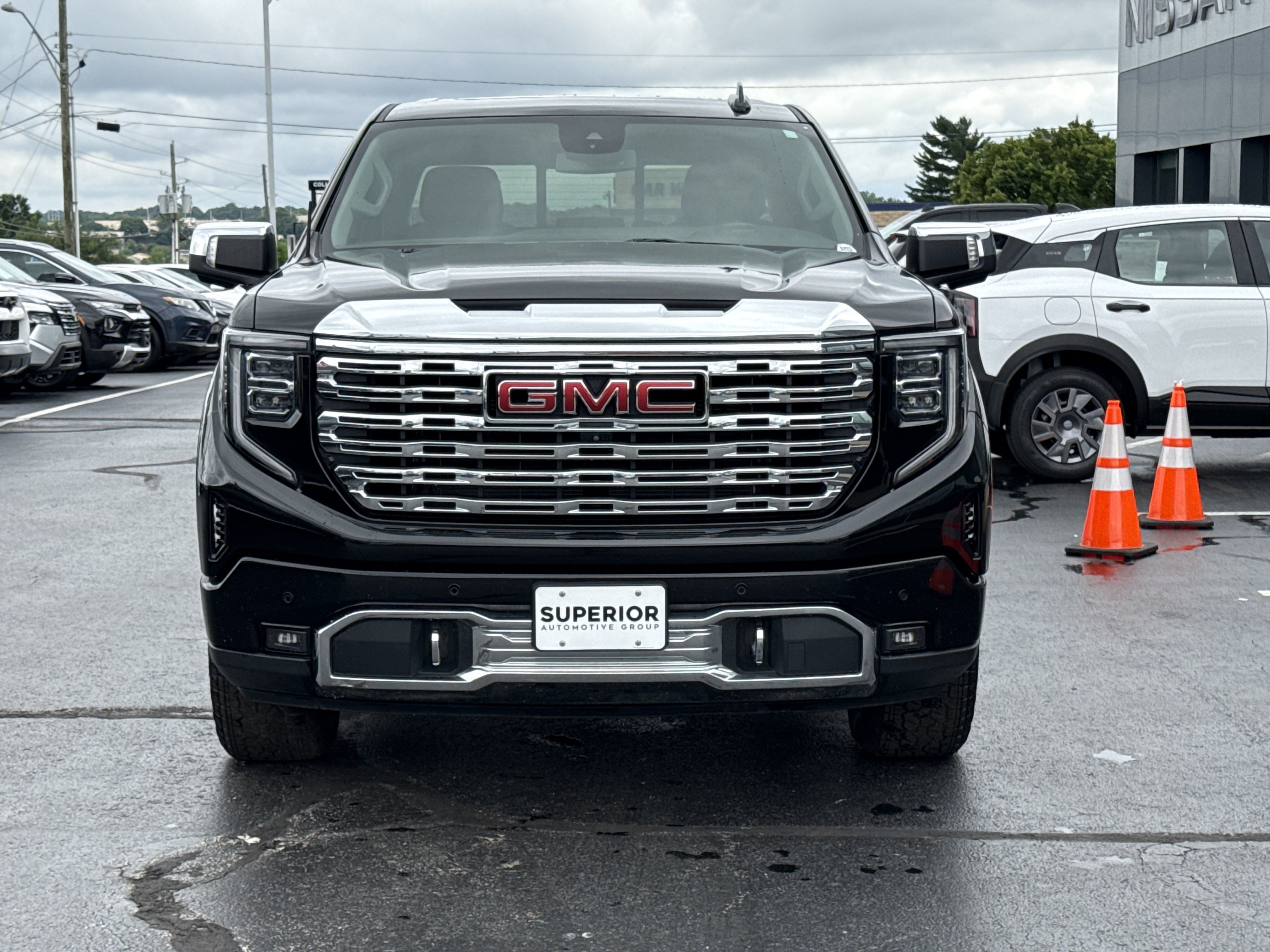 Used 2023 Onyx Black GMC Denali 4WD image 12