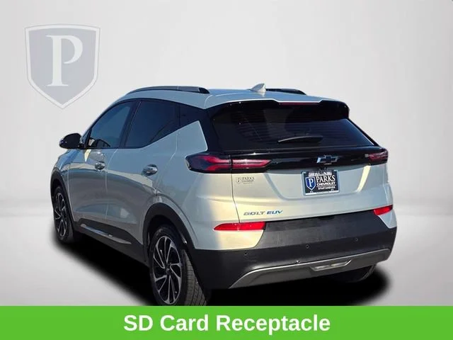 Used 2023 SILVER FLARE METALLIC Chevrolet Premier image 10