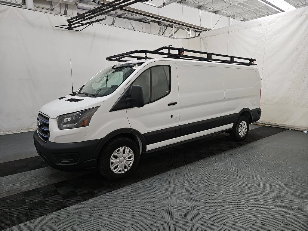 Used 2024 White Ford  image 1