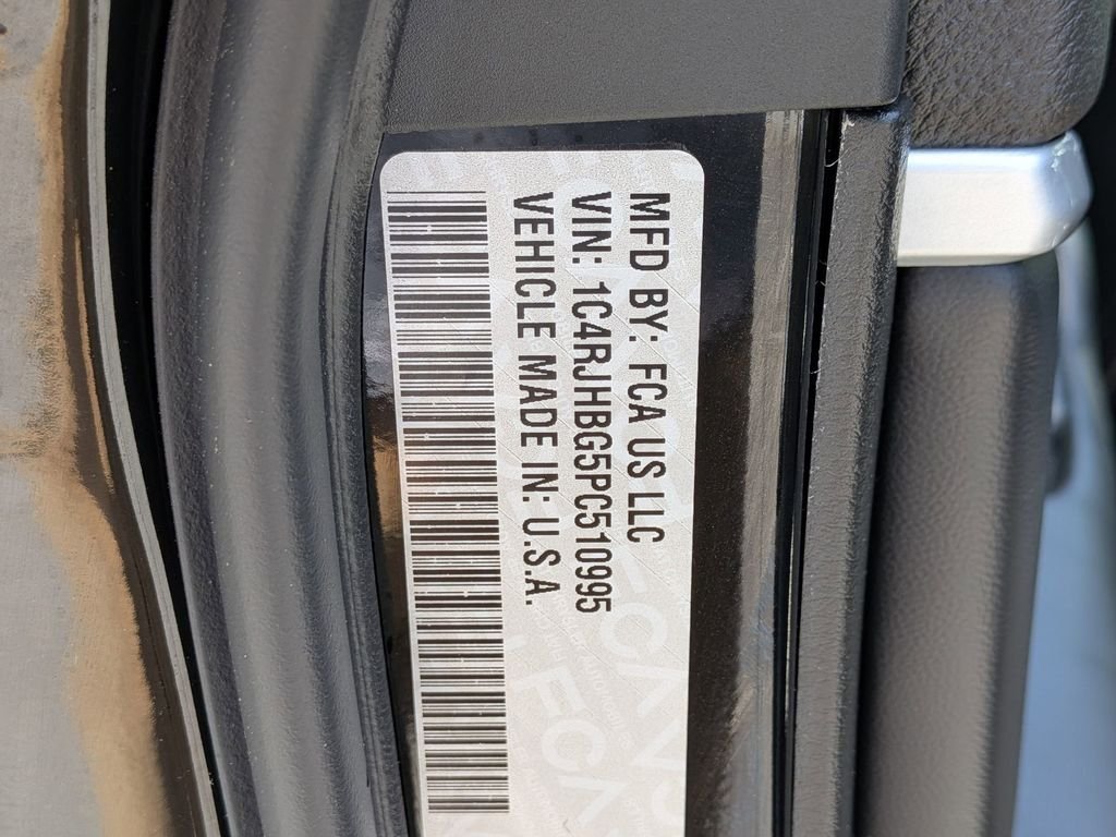 Used 2023 Black Jeep Limited image 31