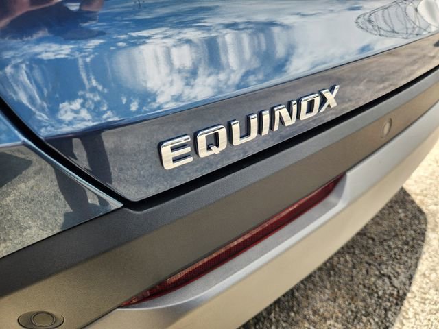 Used 2026 Lakeshore Blue Metallic Chevrolet LT image 9