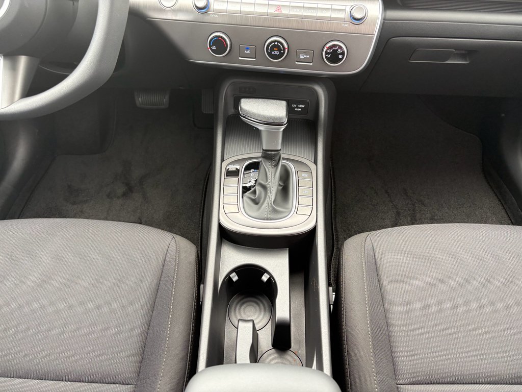 New 2026 Atlas White Hyundai SE image 29