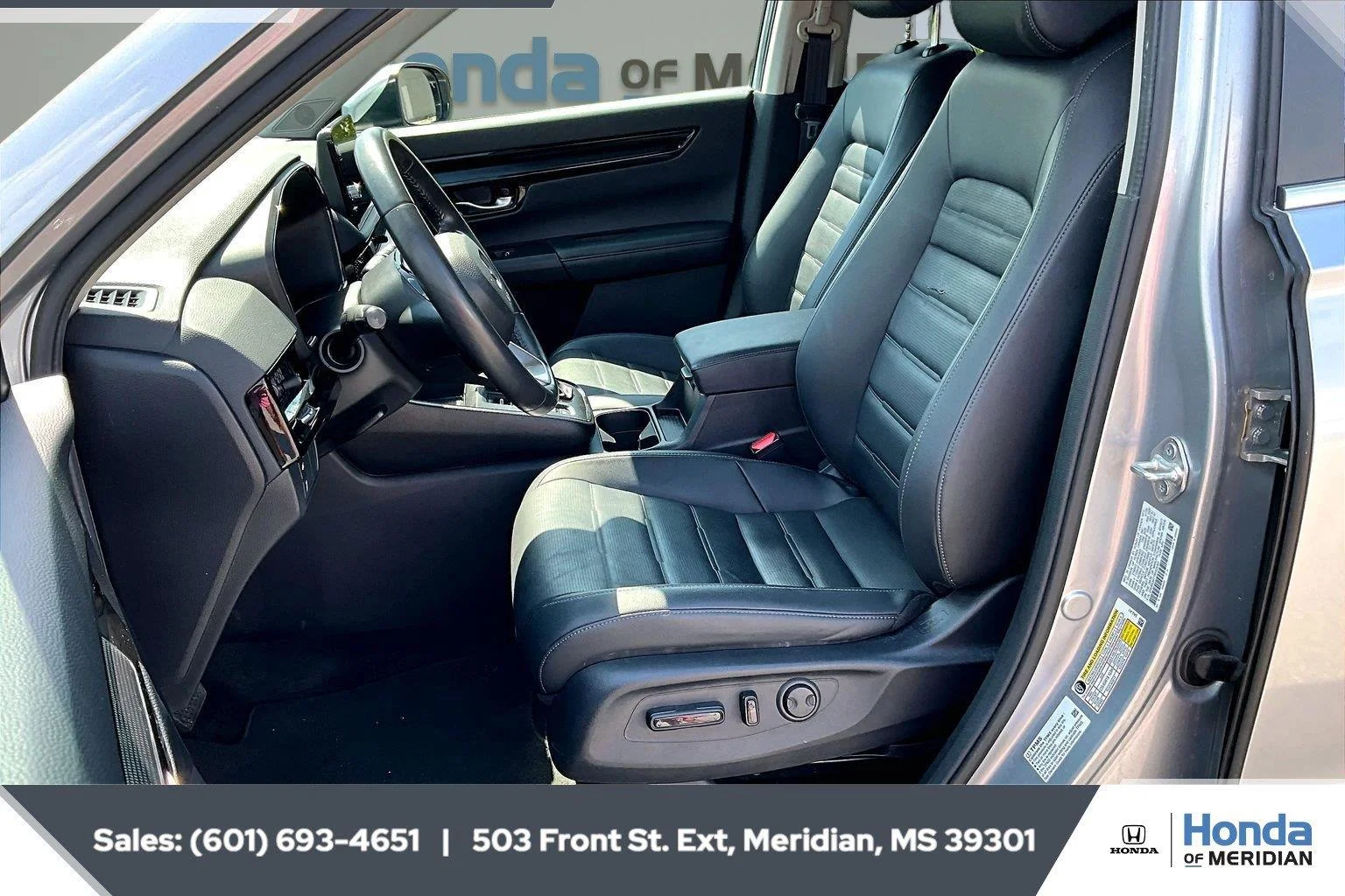 Used 2024 Lunar Silver Metallic Honda EX-L image 18
