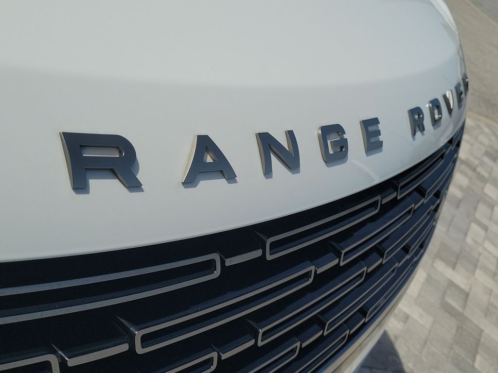 Certified Used 2025 White Land Rover SE image 9