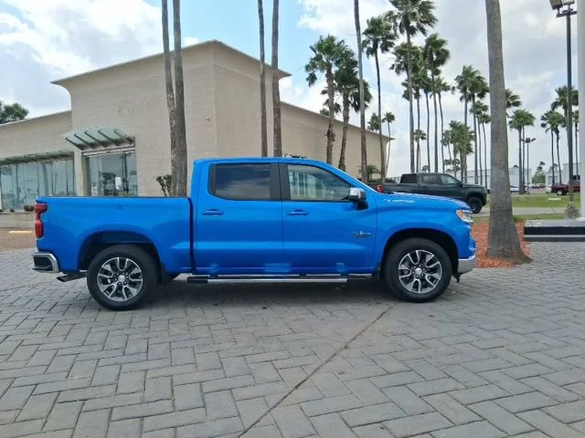 Used 2026 Riptide Blue Metallic Chevrolet LT image 3