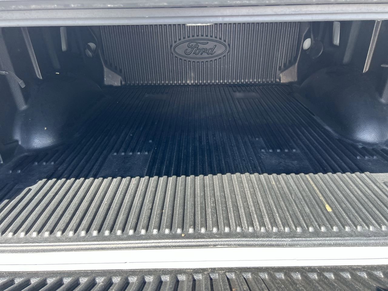 Used 2023 Avalanche Ford XLT image 14