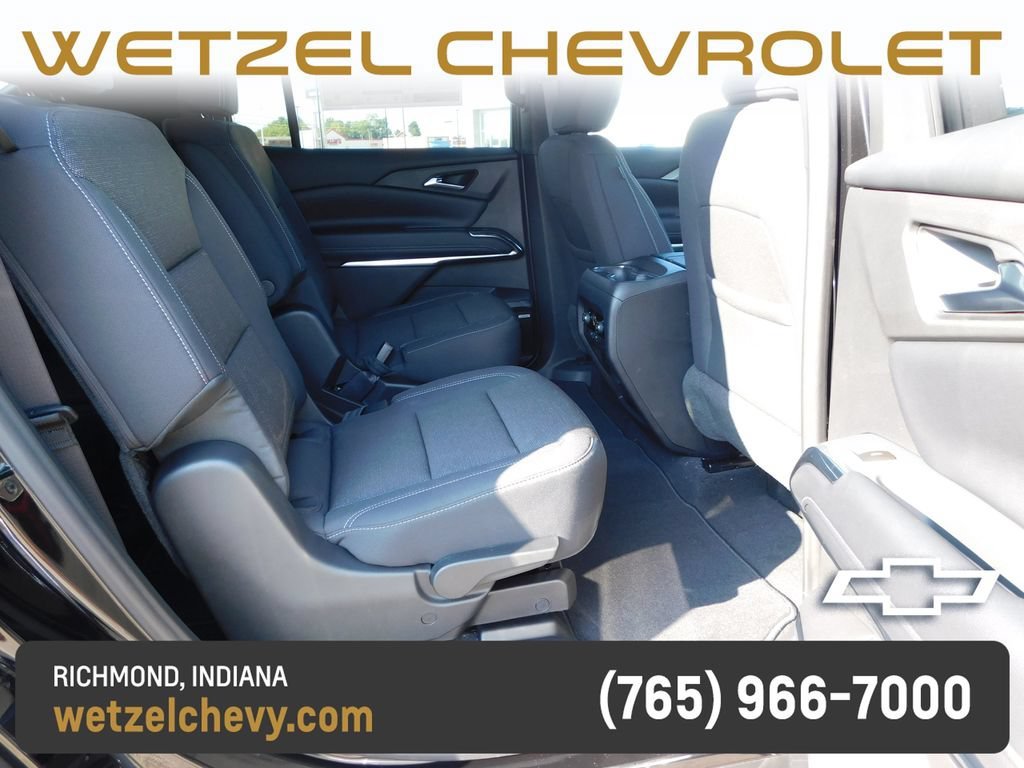 New 2027 Mosaic Black Metallic Chevrolet LT image 20