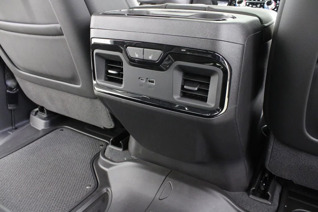 2026 GMC Sierra 1500 AT4X - Photo 18