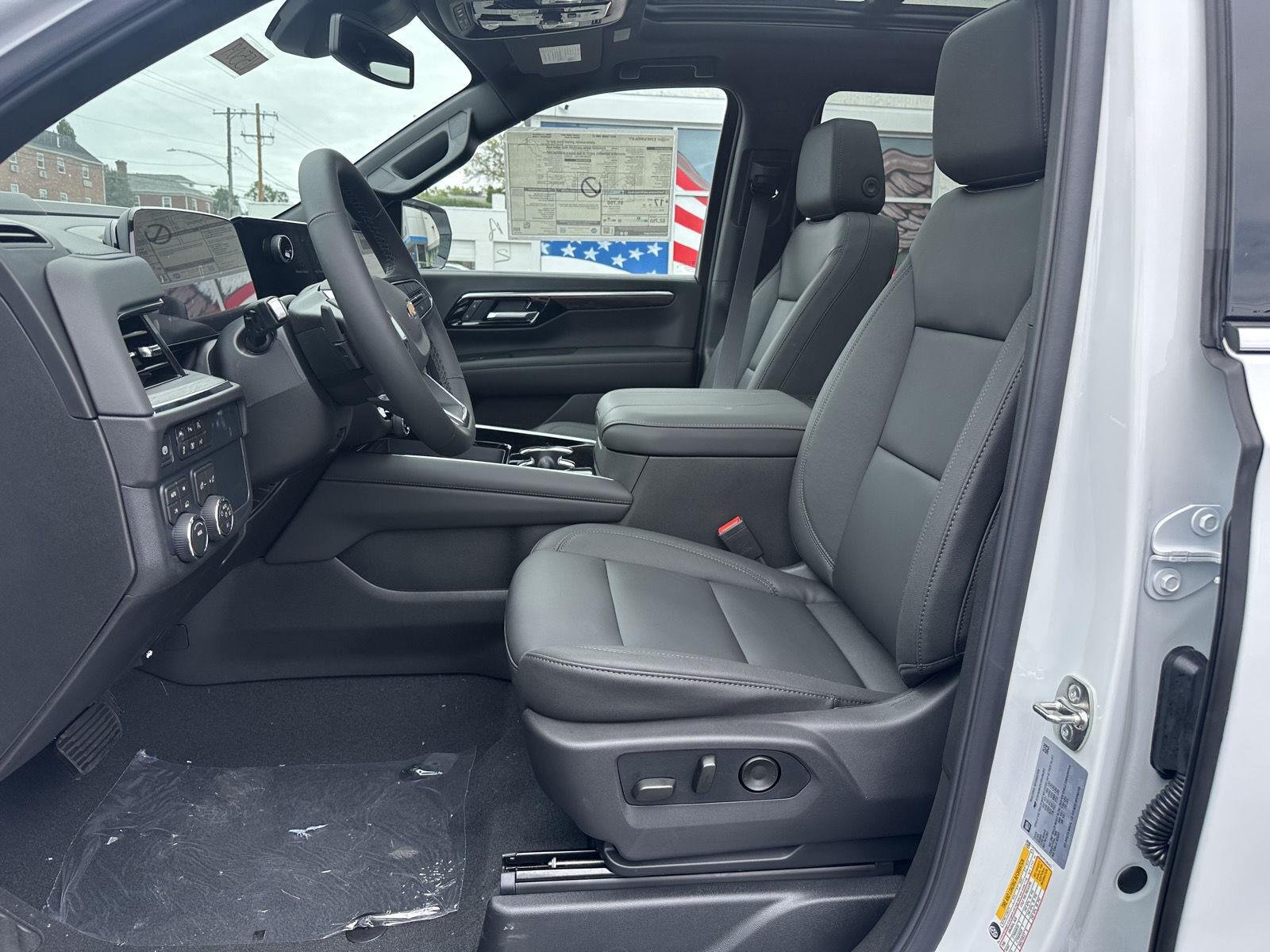 2027 Chevrolet Tahoe LT - Photo 11