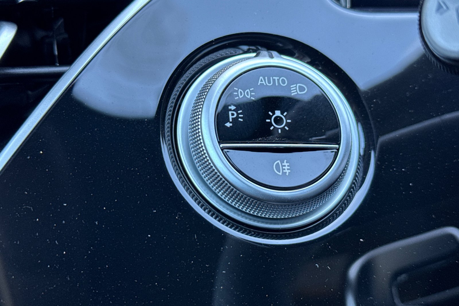 New 2027 MANUFAKTUR Alpine Grey Mercedes-Benz E 53 AMG® image 29