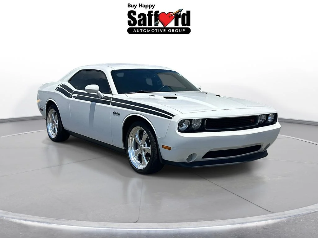 Used 2013 White Dodge R/T image 9