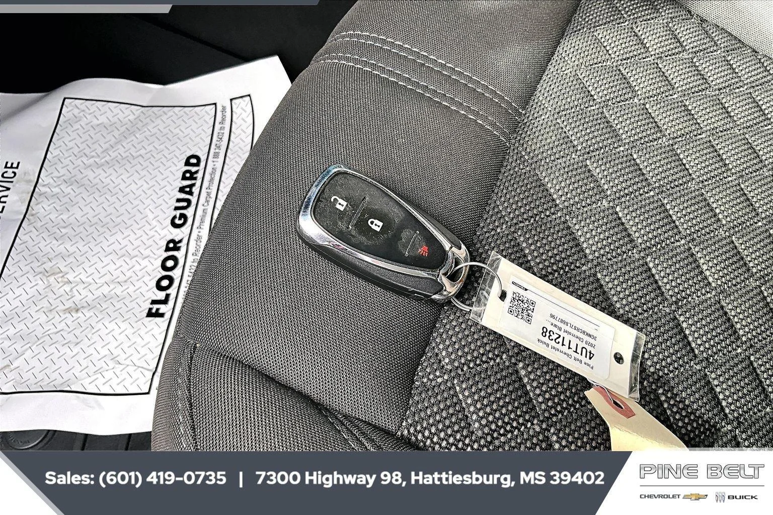 Used 2020 SILVER ICE METALLIC Chevrolet LT image 9