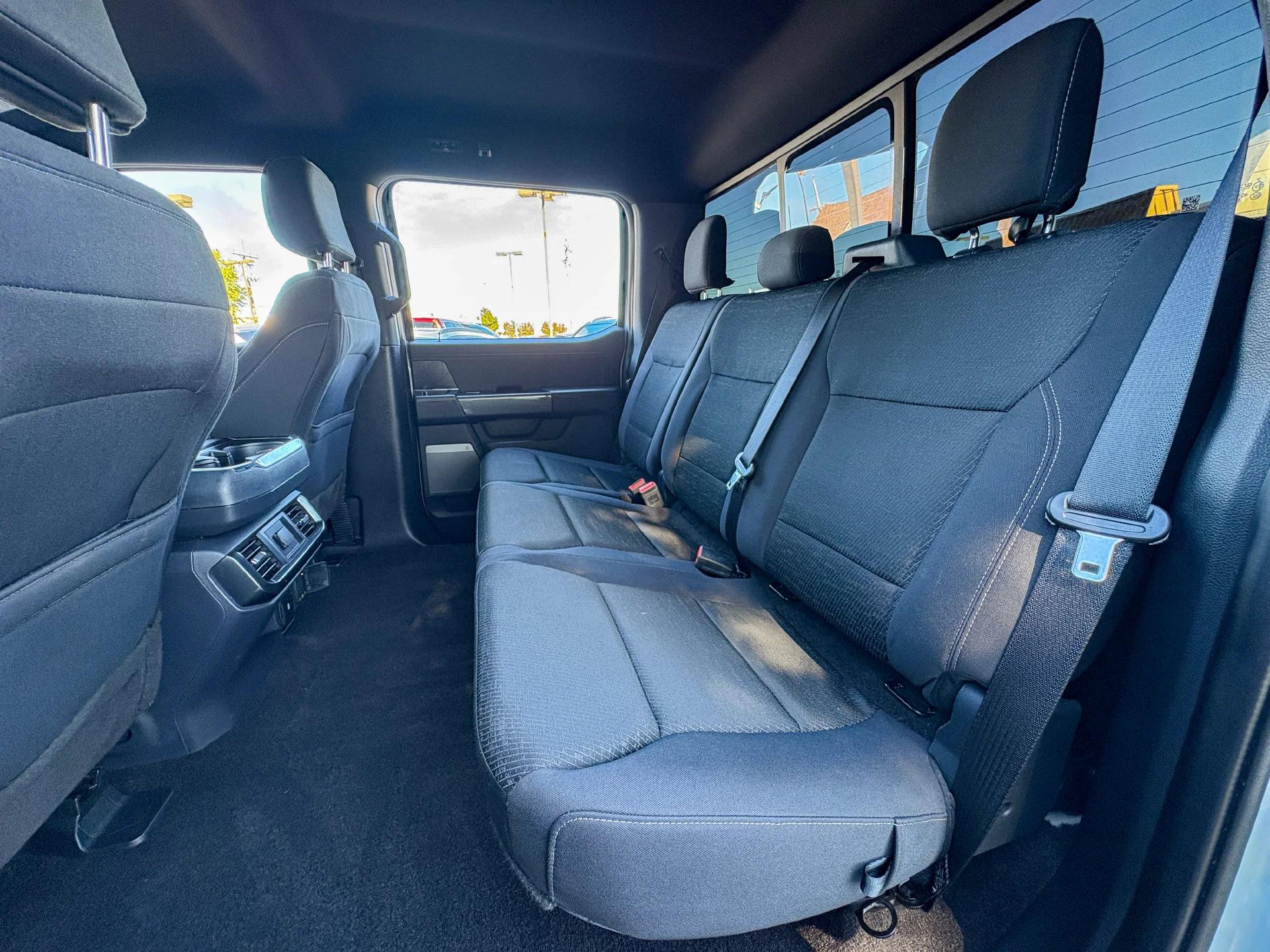 Used 2022 White Ford XLT image 22