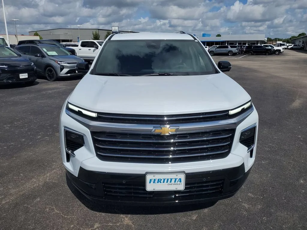 New 2026 Polar White Tricoat Chevrolet High Country image 36