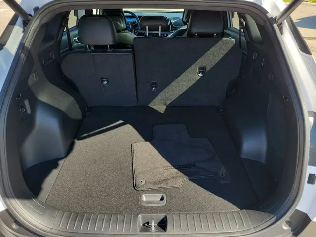 Used 2024 White Kia X-Pro image 10