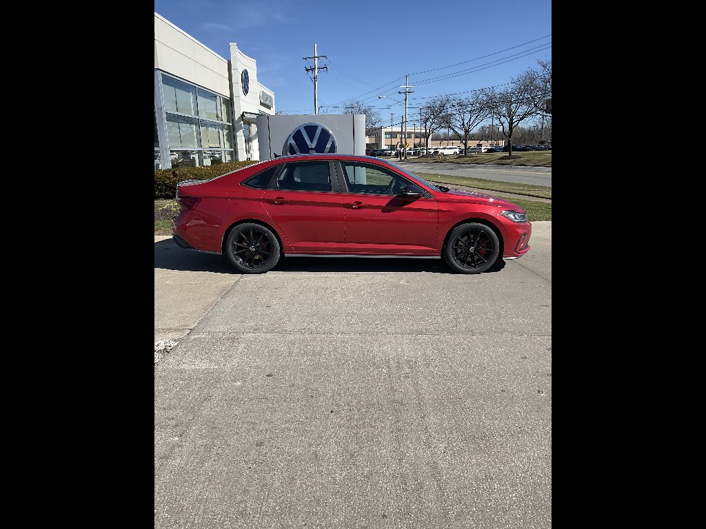 New 2026 Kings Red Metallic w/ Deep Black Roof Volkswagen Autobahn image 3