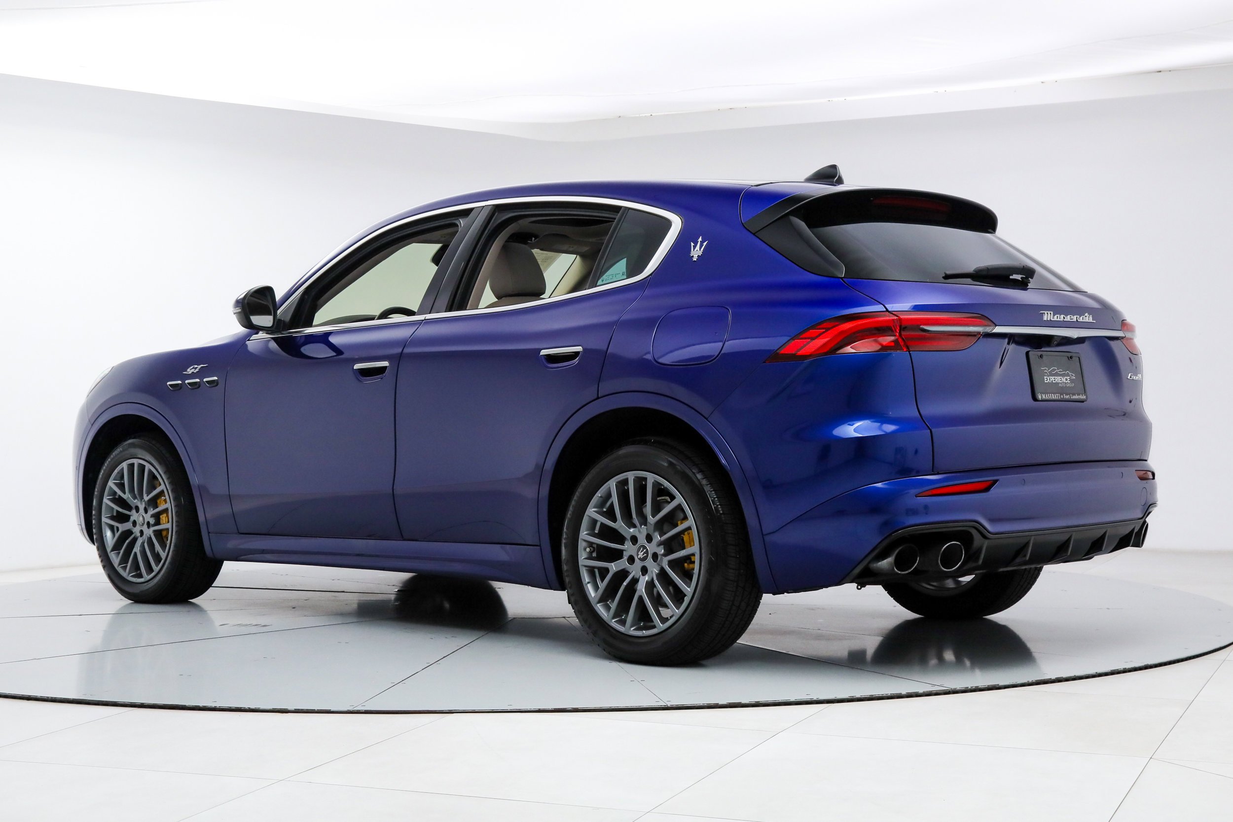 Certified Used 2023 Blue Maserati GT image 3