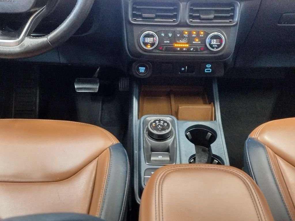 Used 2022 Blue Metallic Ford Lariat image 38