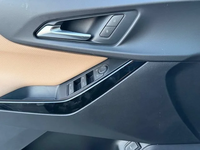 New 2027 Mosaic Black Metallic Chevrolet ACTIV image 14