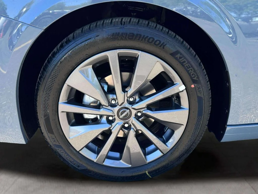 New 2026 Atlantic Gray Metallic Nissan SL image 12