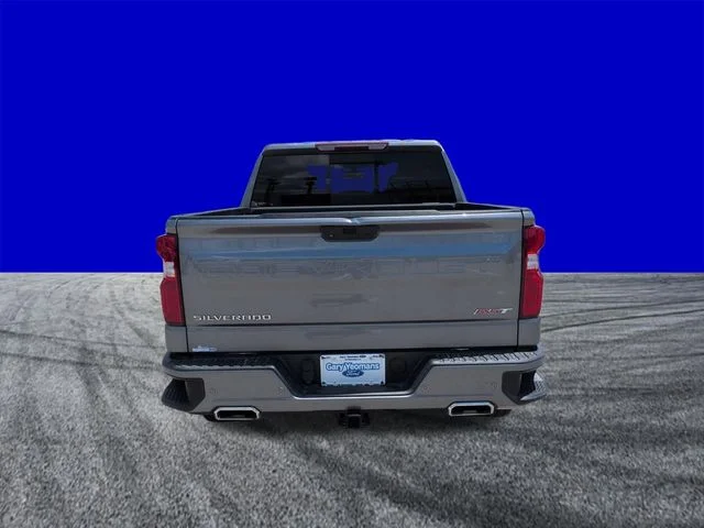 Used 2022 Gray Chevrolet RST image 5