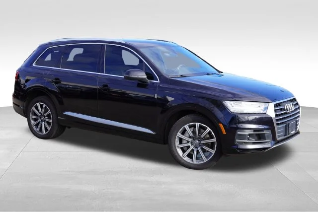 Certified Used 2018 Black Audi 3.0T Prestige image 2